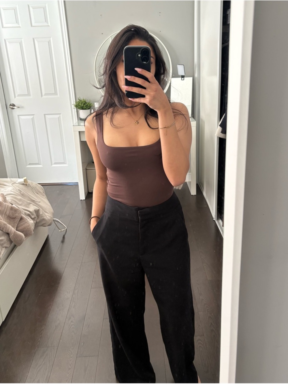 Dynamite Yasmine Straight Leg Pants in Black